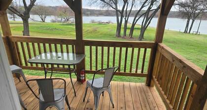 Blue Heron Hideaway • Family Lakefront Cabin