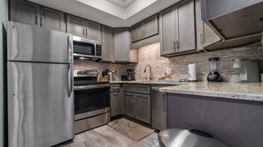 Private kitchen - Captains Dream Orange Beach 2 bed (Orange Beach)
