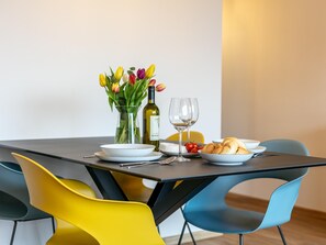 Dining - Stylish holiday apartment in Jenbach centre (Jenbach)