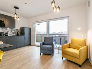 TV - Stylish holiday apartment in Jenbach centre (Jenbach)