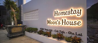 Moon's House