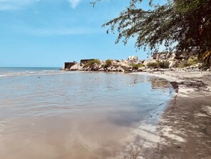 Beach - Apartment Rodadero Sur - Gaira, the sea just a block away (Gaira)