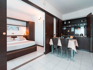 1 bedroom, WiFi - Holiday apartment mit Pool (Loano)