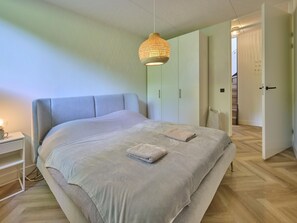2 bedrooms, Internet - Modern holiday home in a wooded area (Soesterberg)