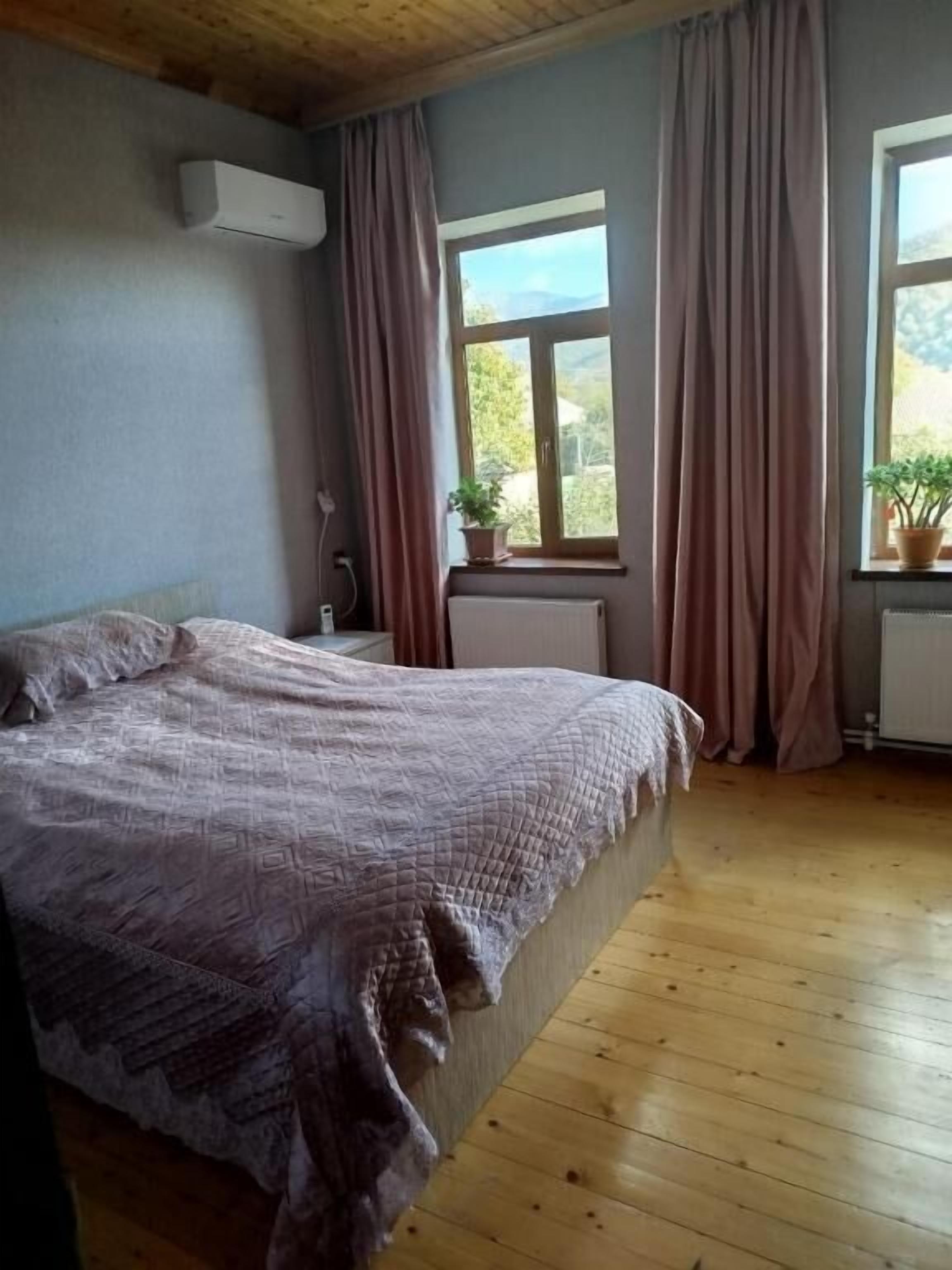 House, Balcony, Mountain View