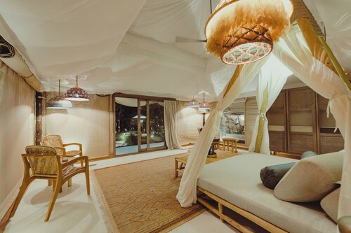 ELIVAAS prive Ananta Bliss Villa & Tent