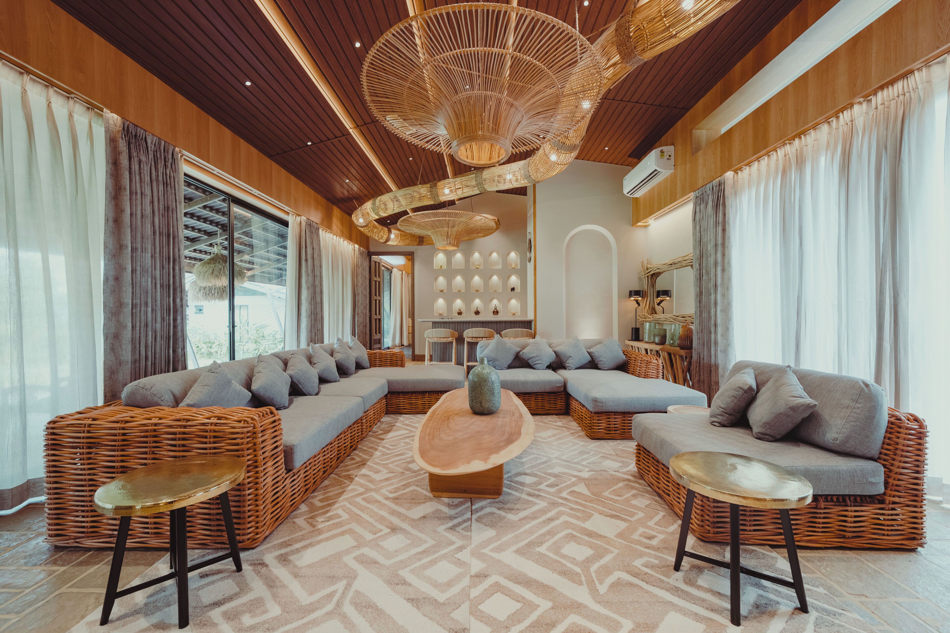 Luksusvilla, hageutsikt | Innvendig