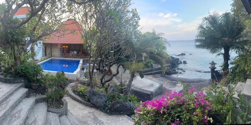 สระว่ายน้ำ