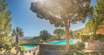 Appartement de vacances avec climatisation et piscine