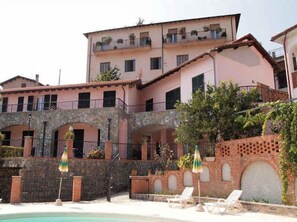 Exterior - Holiday apartment mit Klimaanlage und Pool (Casanova Lerrone)