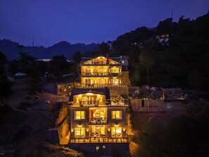 บริเวณภายนอก