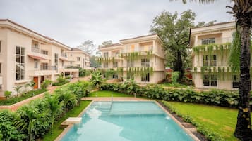 Villa, 4 habitaciones, balcón | Piscina