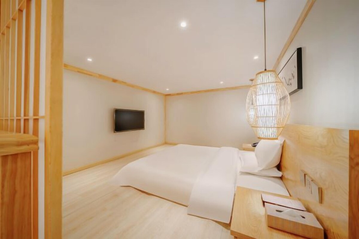 Ropa de cama de alta calidad y escritorio 