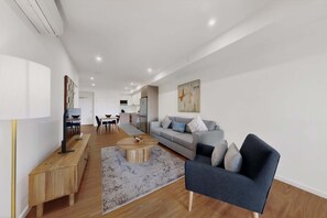 TV - Modern 2-Bed Apartment with Private Balcony (Cannington)