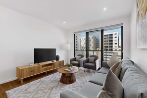 TV - Newly Built 3 Bed Apartment with Onsite Parking (Cannington)