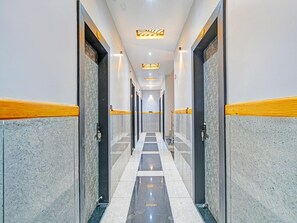 House | Interior - Super Collection O Mahakal (Ujjain)