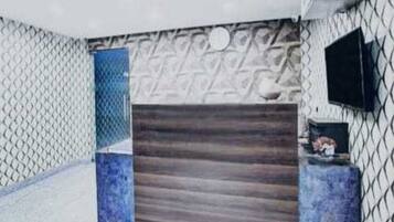 House | Meja sambut tetamu