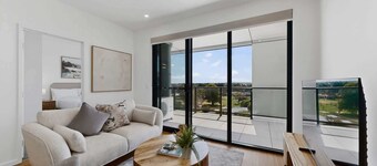 Brand New 2 Bed Apartment with City Views