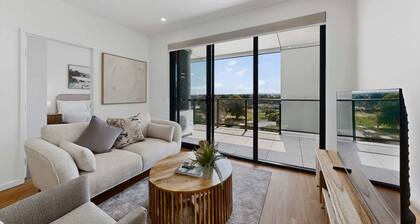 Brand New 2 Bed Apartment with City Views
