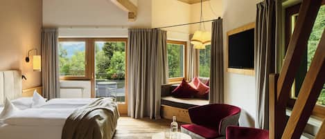 Suite Studio Deluxe, balcon, vue montagne | Coin séjour