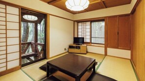 Interior - Standard cottage with kitchen | Guaranteed inroo / North Dublin Yamanashi (North Dublin)