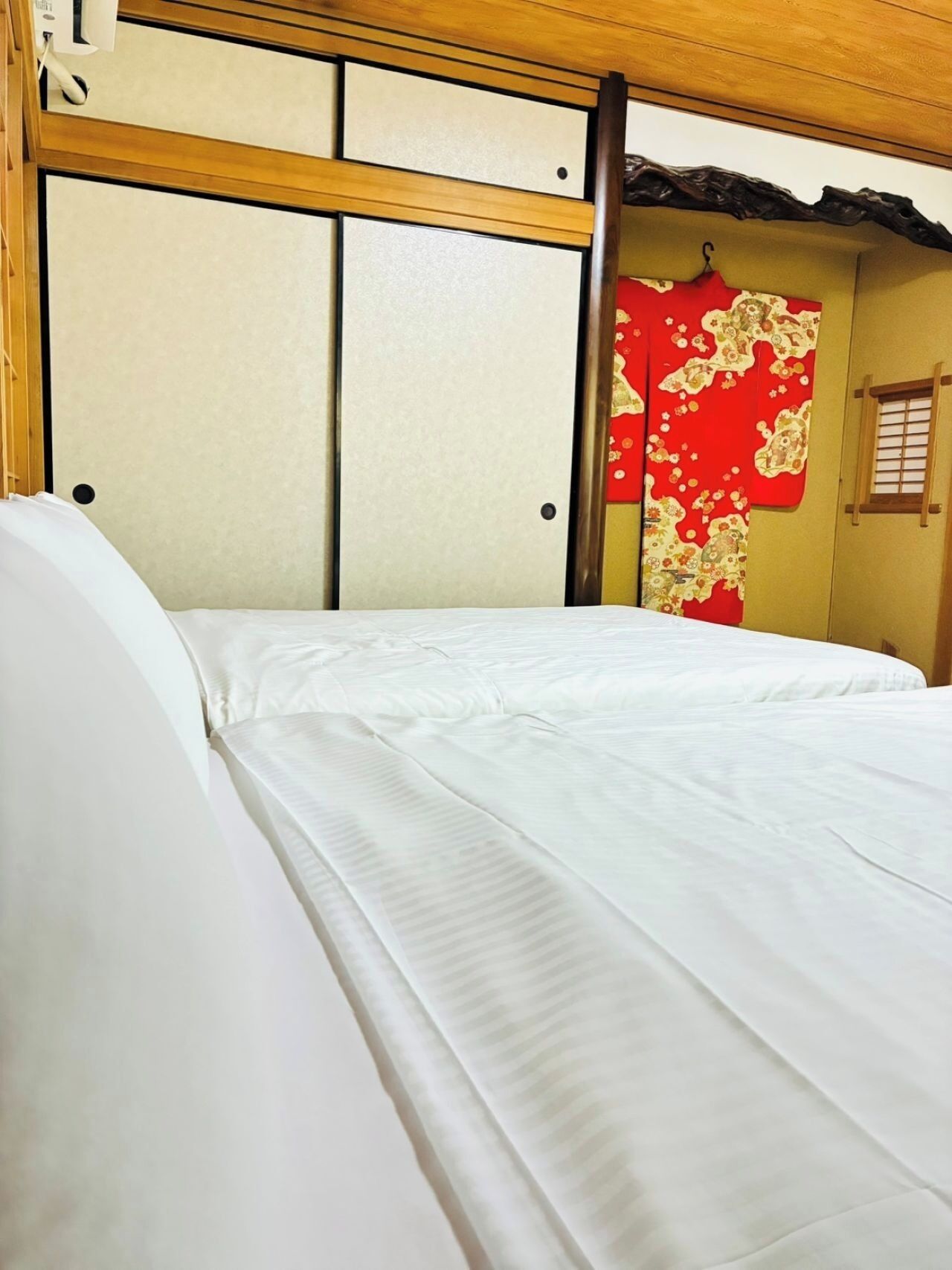 1 dormitorio, escritorio, wifi gratis y ropa de cama