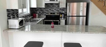 Chambre avec salle de bains privative dans une maison de 3 chambres à Brampton