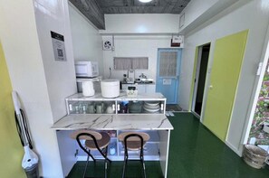 Private kitchen - Nonsmoking 201  Relaxing stay in Shirahama whe / Nishimuro District Wakayama (Nishimuro District)