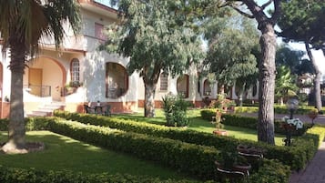 Enceinte de lâhĂ©bergement