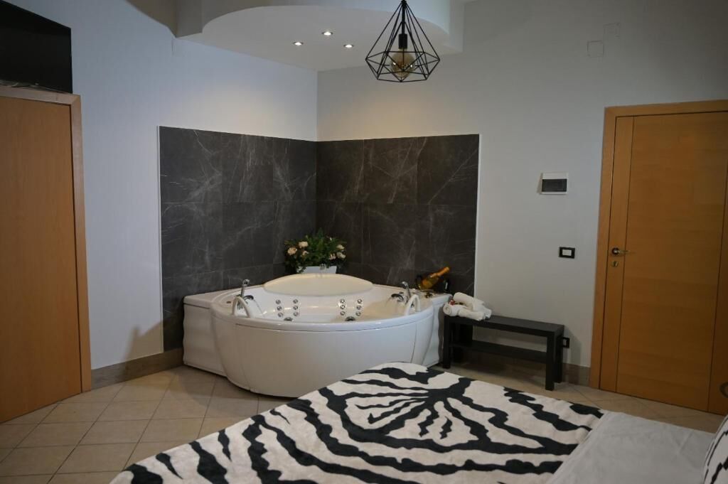 Deluxe Suite, Garden View