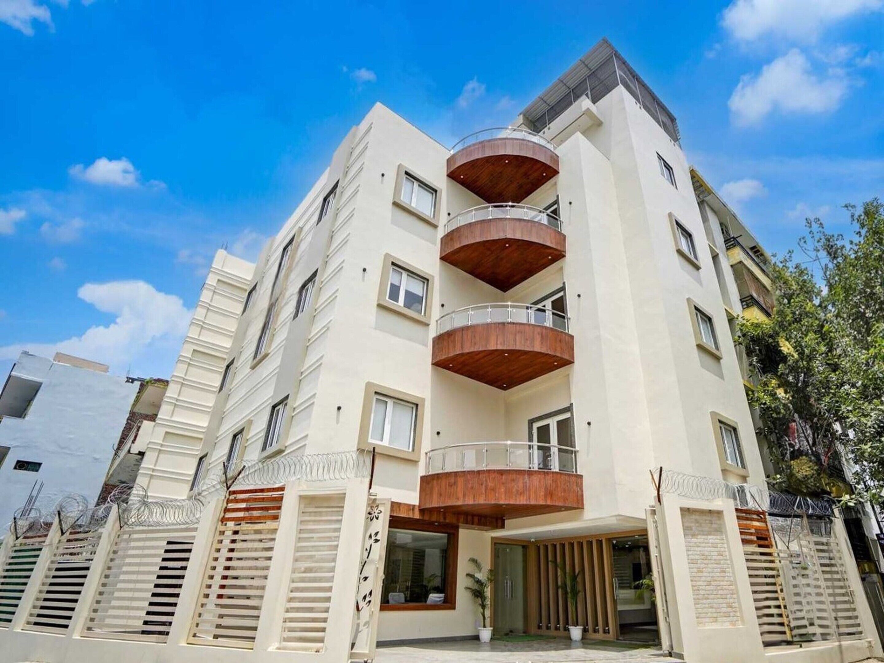 House | Bahagian luar