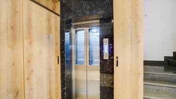 House | Bahagian dalam