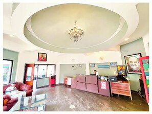 Interior - Luxury Hotel Palm Bhimtal (Bhimtal)