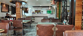 Oasis Hotel and Restaurant