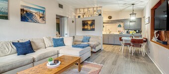 Peaceful Home Near Cape Canaveral & River!