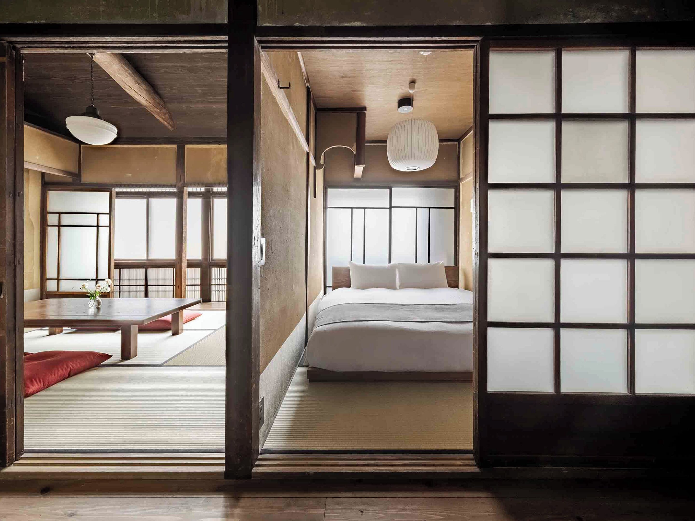 Rumah Tradisional, 4 kamar tidur, dapur, pemandangan kebun