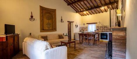 Loft, vue colline | Coin séjour