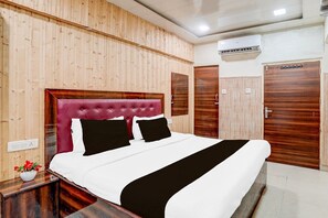 Room - Collection O Tajganj West Gate (Agra)