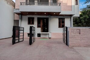 Exterior - Hotel O Jagatpura Central Railway Station (Jaipur)