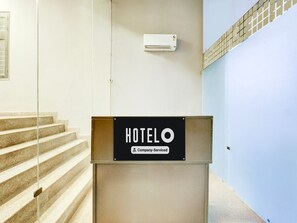 House | Reception - Super Hotel O Rangpuri Mahipalpur (New Delhi)