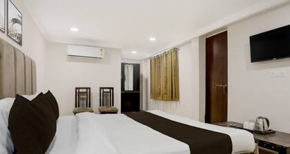 Deluxe Super Collection O Civil Lines Prayagraj