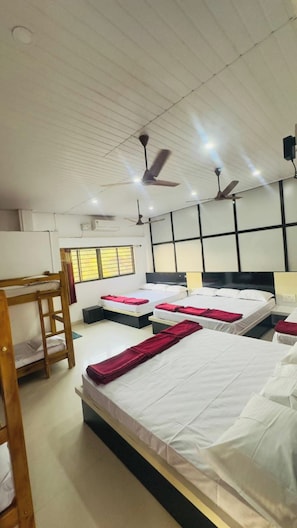 Grand Room, Multiple Bedrooms