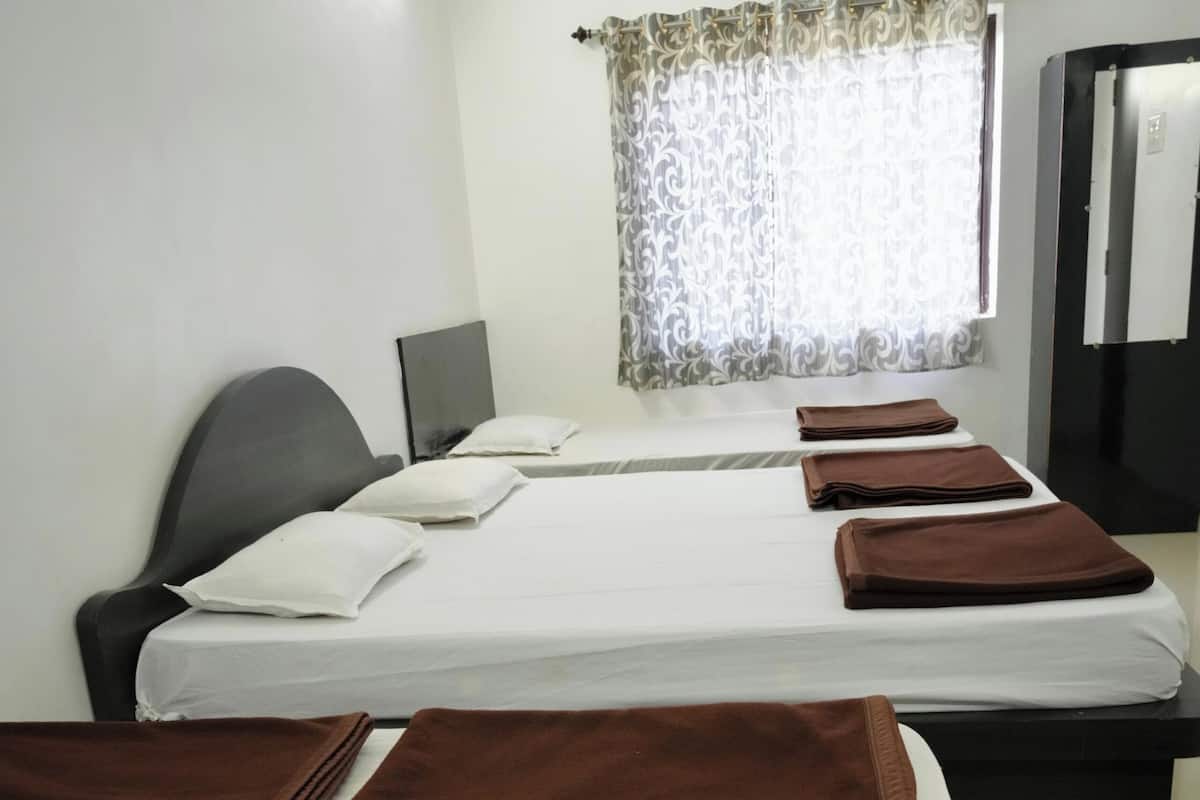 Kamar Premium, 5 kamar tidur | Meja kerja, ruang kerja ramah laptop, dan Wi-Fi gratis