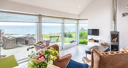 Shingle Lodge – Accessible, Luxury Self-Catering Coastal Lodge Near the Beach