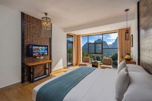 Superior Double Room | Blackout drapes, free WiFi - Yangshuo Afield Resort (Guilin)
