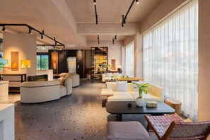 Lobby - Yangshuo Afield Resort (Guilin)