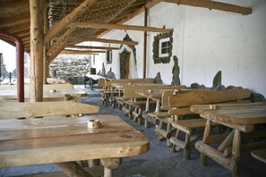 屋外ダイニングエリア