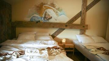 Classic Double Room, Courtyard View