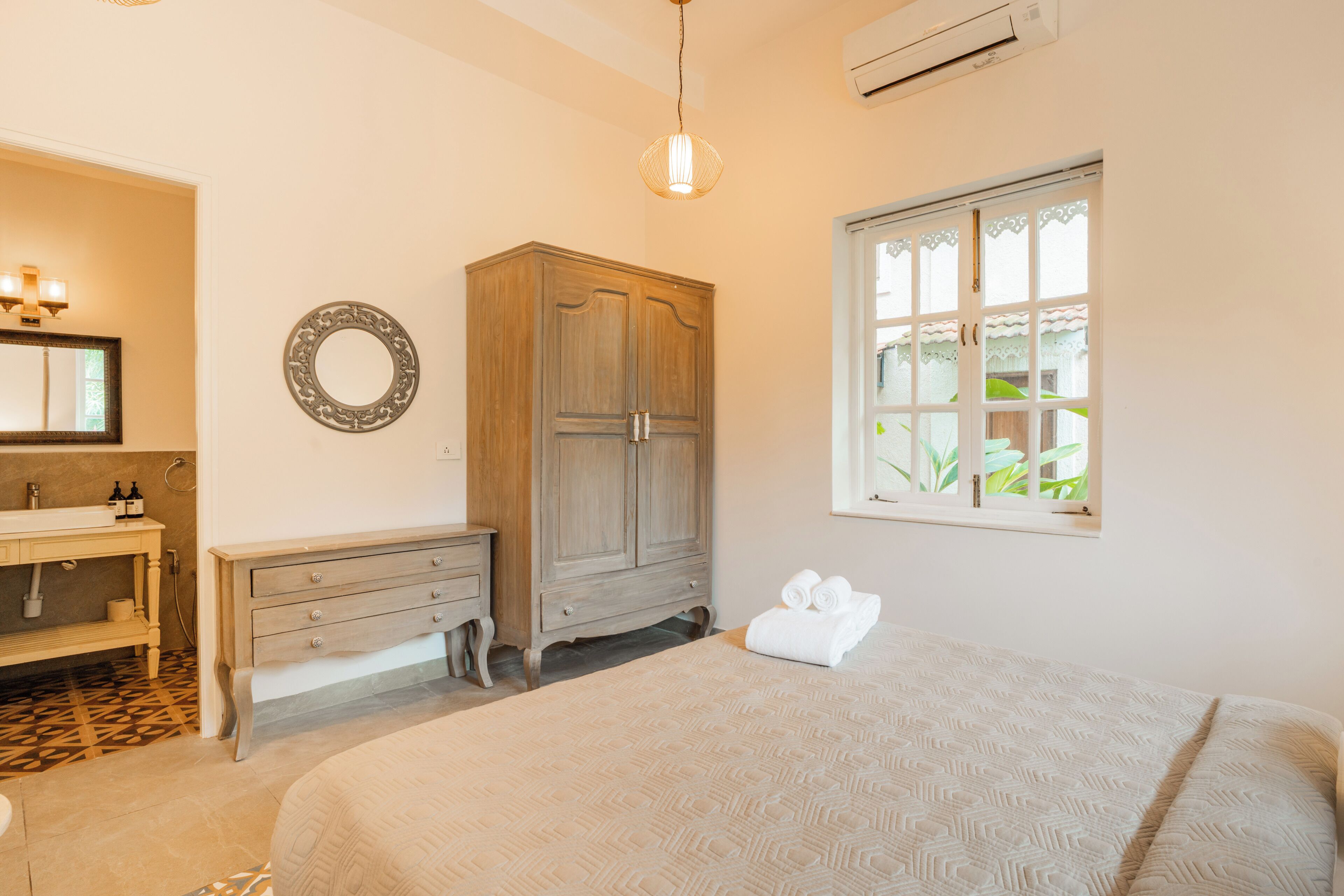 Vila luxo, vista para a piscina