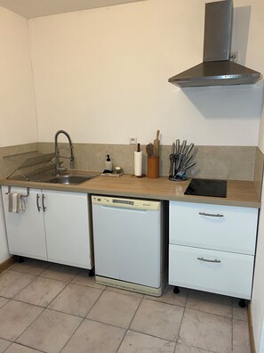 Private kitchen - 5 minutes from Avignon's historic center! Quiet house, full of charm (Avignon)
